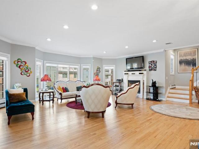 Property for sale in Edgewater, New Jersey