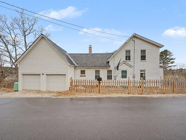 House for sale in New Hampshire