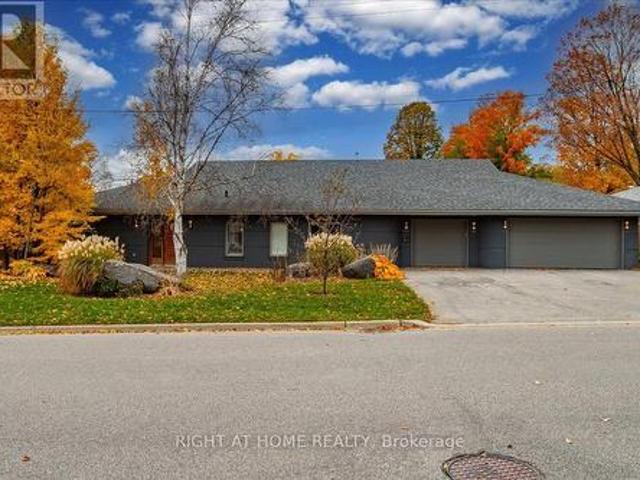 House for sale in Barrie, Ontario