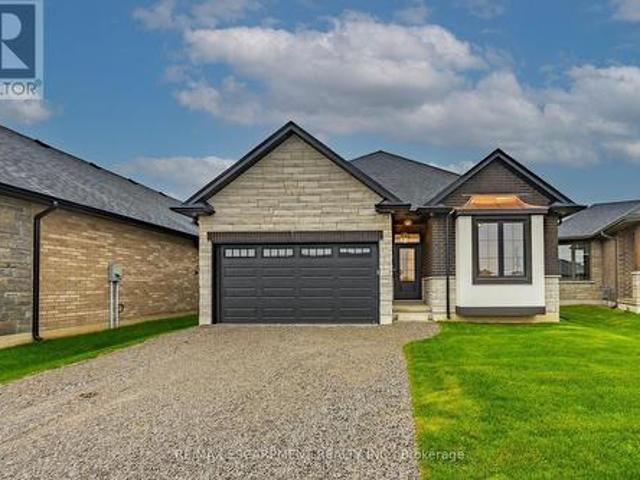 House for sale in Jarvis, Ontario