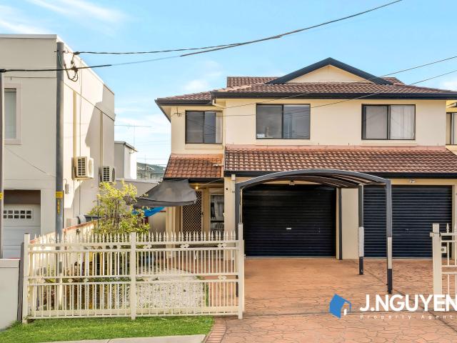 Duplex for sale in Sydney, New South Wales