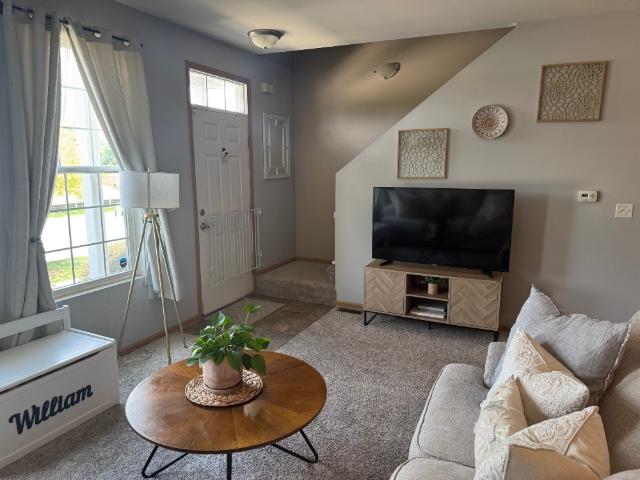 Townhouse for sale in Cortland, Illinois