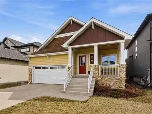 House for sale in East St. Paul, Manitoba