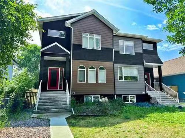 House for sale in East St. Paul, Manitoba