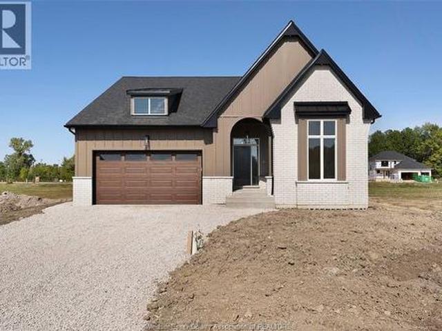 House for sale in Essex, Ontario