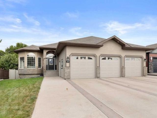 House for sale in Medicine Hat