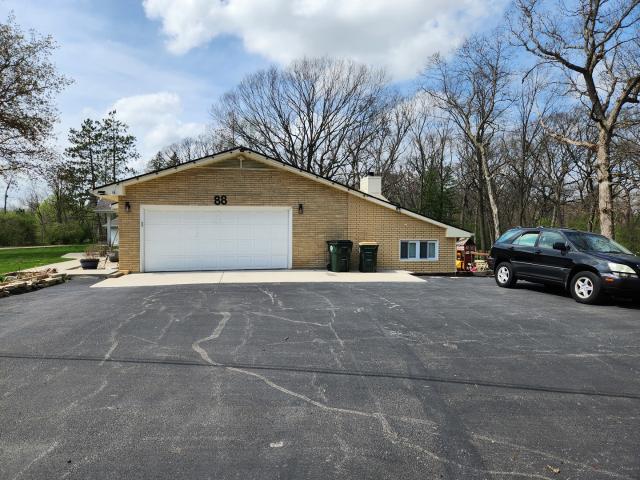 House for sale in Streamwood, Illinois