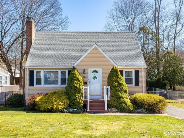 House for sale in Newington, Connecticut