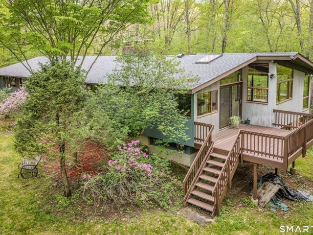 House for sale in Mansfield Center, Connecticut