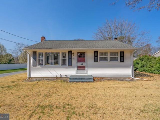 House for sale in Elmer, New Jersey