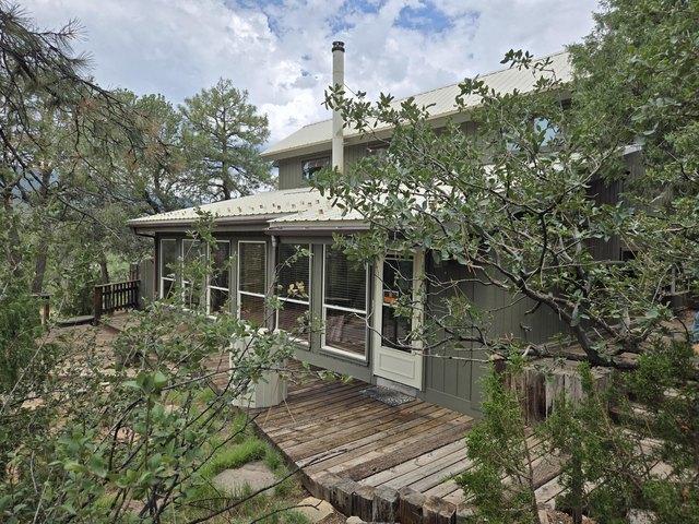 House for sale in Cedar Crest, New Mexico