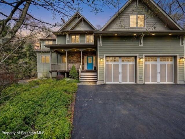 House for sale in Newfoundland, Pennsylvania