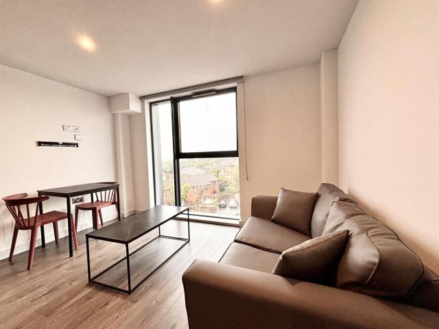 Apartment for rent in Calderstones