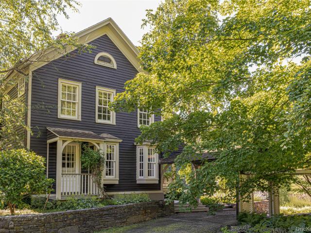 House for sale in Claverack, New York