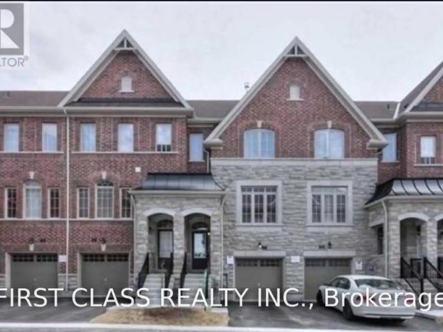 Townhouse for rent in Richmond Hill, Golden Horseshoe