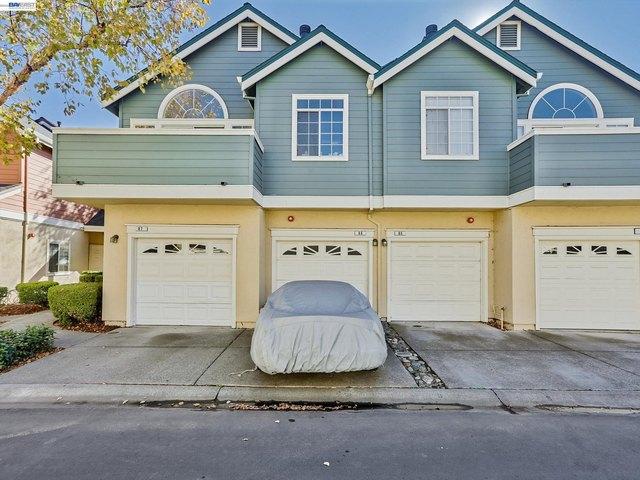 Townhouse for sale in Solano, California