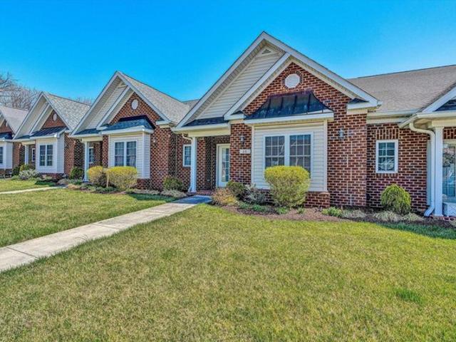 Townhouse for sale in Virginia