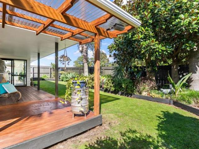 House for sale in Kingseat