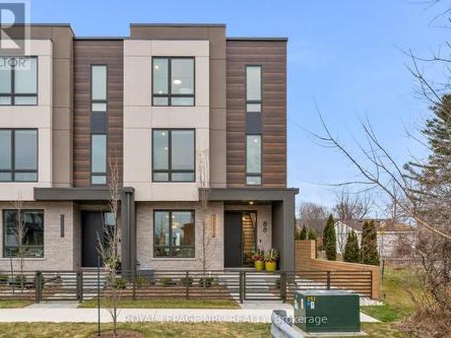 Townhouse for sale in Niagara, Ontario