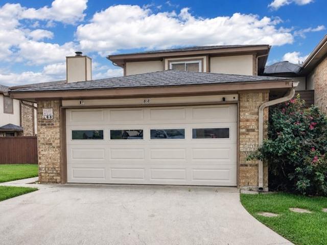 House for sale in Bedford, Texas