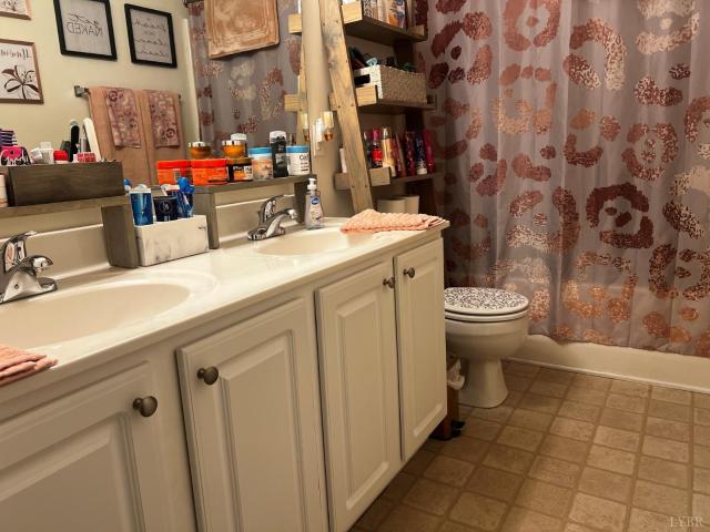 Townhouse for sale in Lynchburg