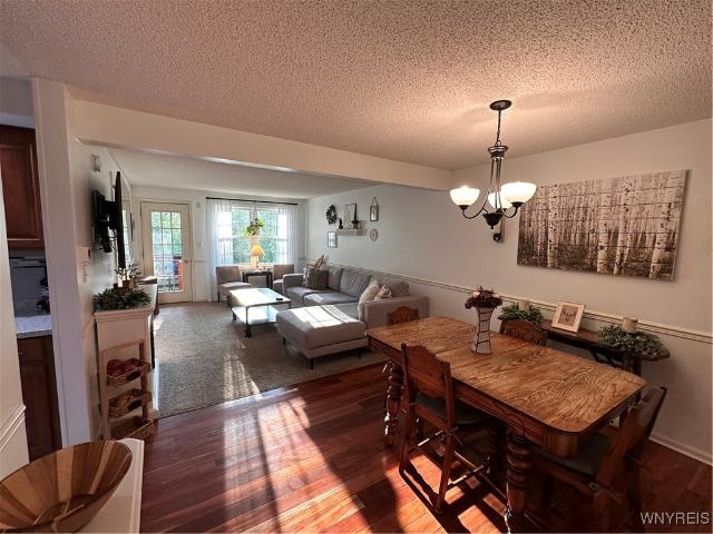 Condo for sale in Lancaster
