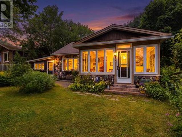 House for sale in Foxtrap, Newfoundland And Labrador