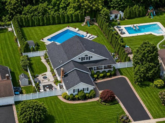 House for sale in Bohemia, New York