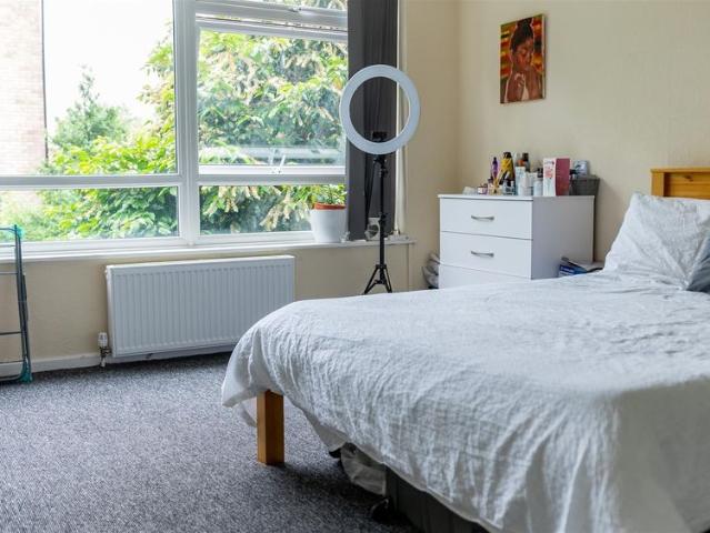 Room for rent in Ladywood, West Midlands