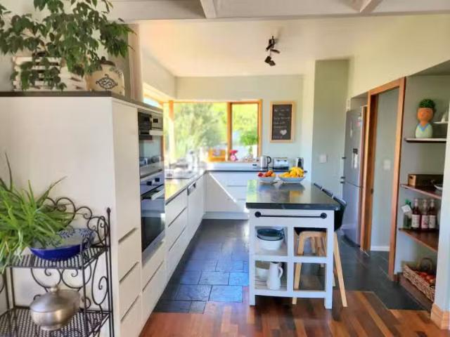 House for sale in Tasman