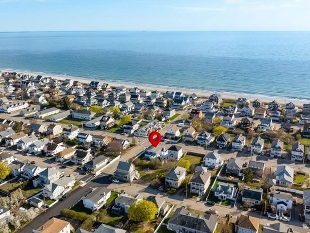 House for sale in Hull, Massachusetts