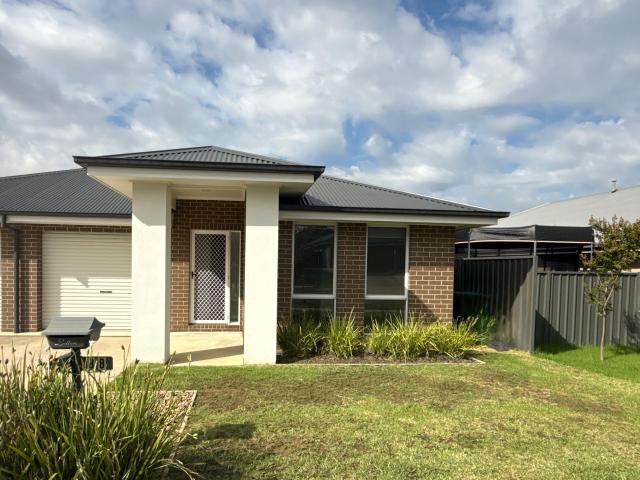 House for rent in Thurgoona, Albury