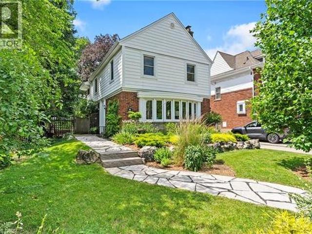 House for sale in Ancaster, Ontario