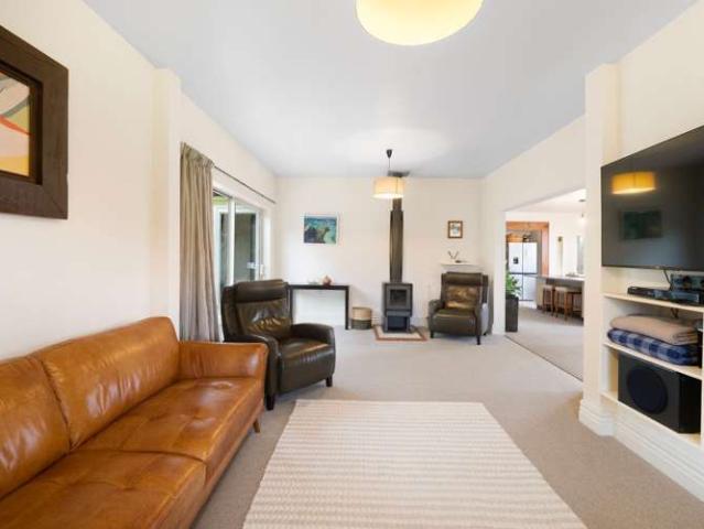 House for sale in Otakou