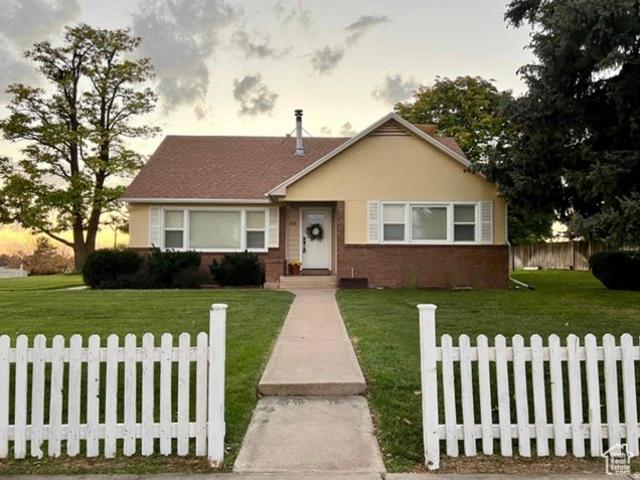 House for sale in Blanding, Utah