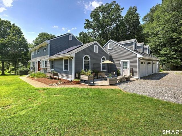 House for sale in Trumbull, Connecticut