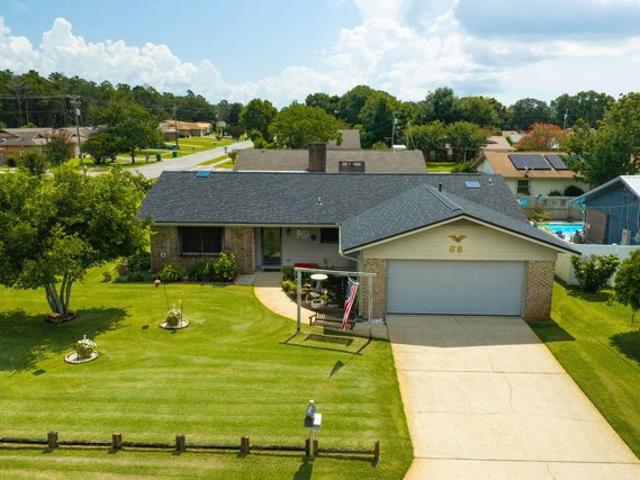 House for sale in Shalimar, Florida