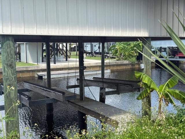 House for sale in Dixie, Florida
