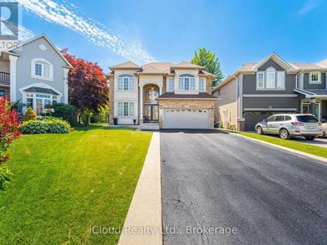 House for sale in Ancaster, Ontario