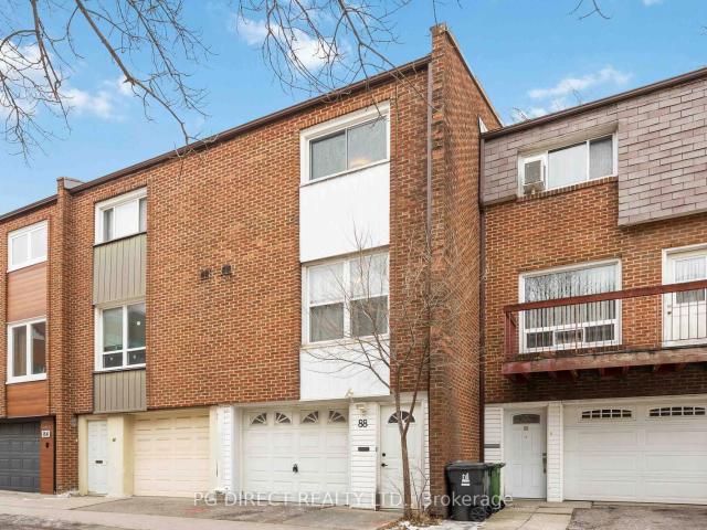 Townhouse for sale in Woburn, Ontario