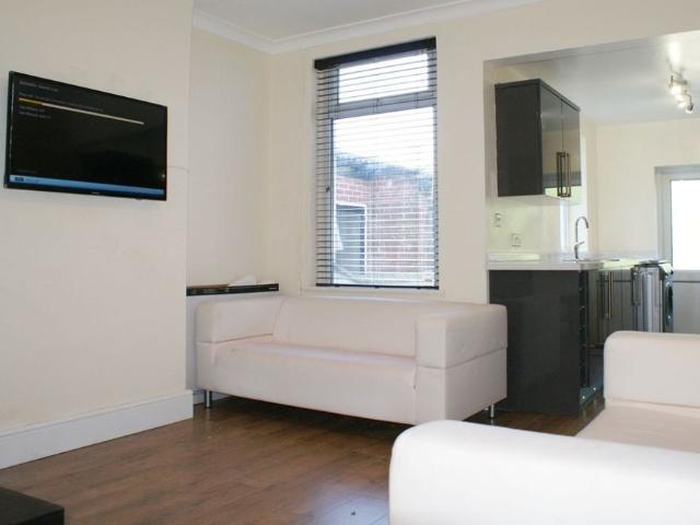 Room for rent in Elmfield, Leicestershire