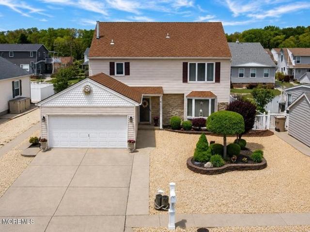 House for sale in Bayville, New Jersey