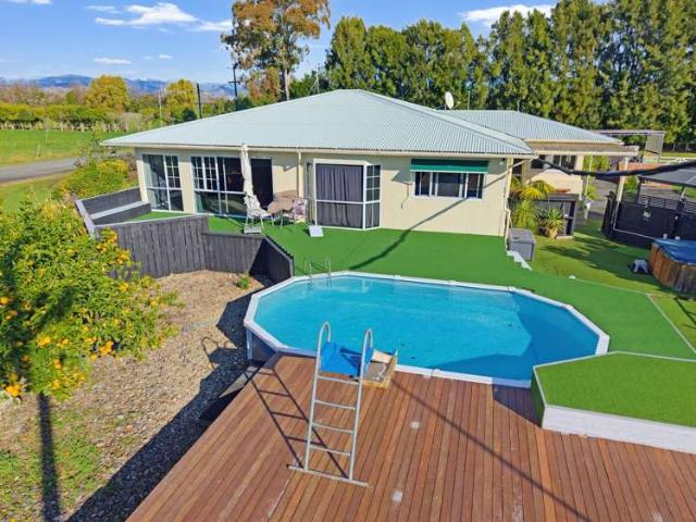 Property for sale in Cable Bay, Nelson Bays