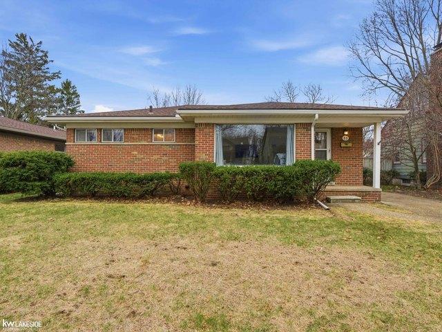 House for sale in Pleasant Ridge, Michigan