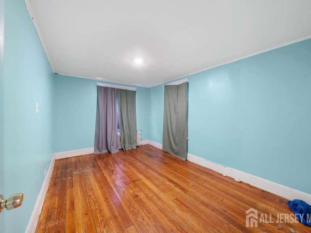 House for sale in Avenel, New Jersey