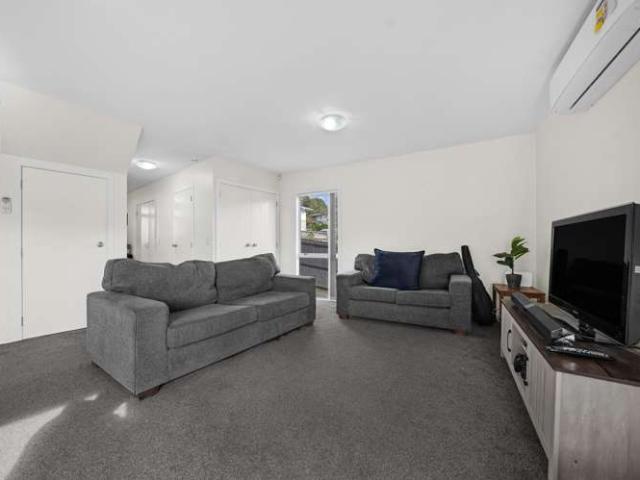 House for sale in Blockhouse Bay