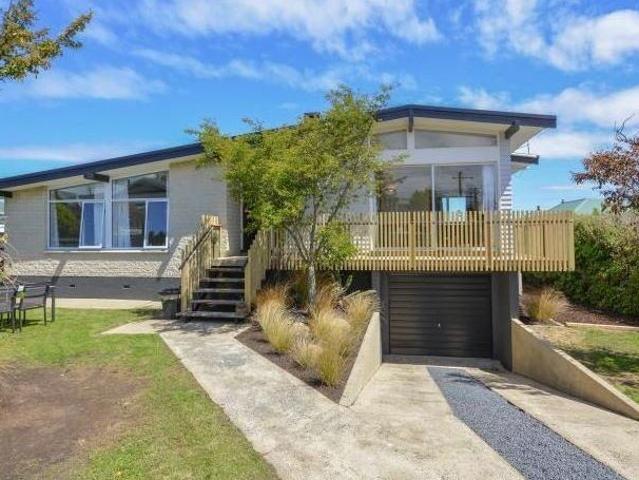 House for rent in Otakou