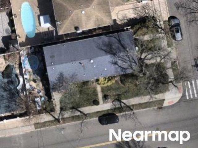 House for sale in Queens, Arverne