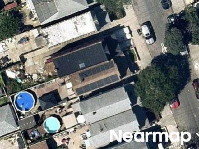 House for sale in Queens, Arverne