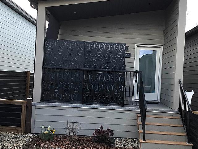 Condo for sale in Winfield, British Columbia